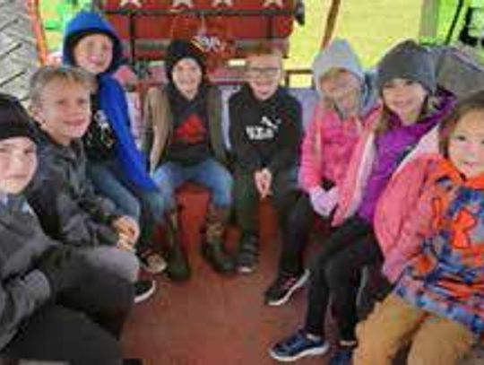 Viking Elementary Students Visit Jerome’s Pumpkin Patch